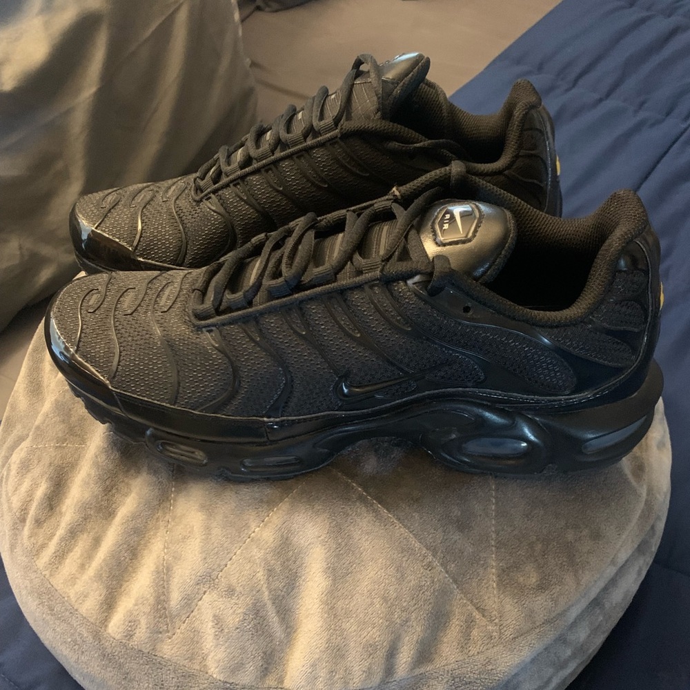Nike Air Max Plus (TN) Triple Black Mens Sz 10